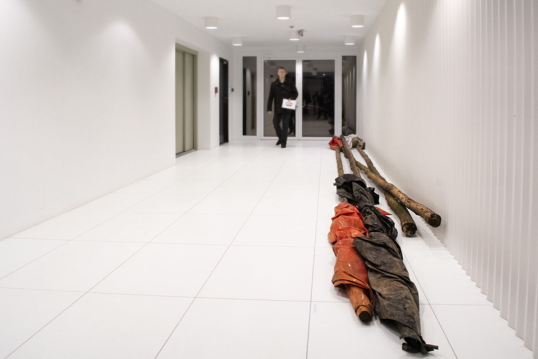 Wincenty Dunikowski-Duniko, Installation from the series Ready for Use, 1982. Specimen. Mazowieckie Centrum Sztuki Współczesnej ”Elektrownia”, Radom, 2014