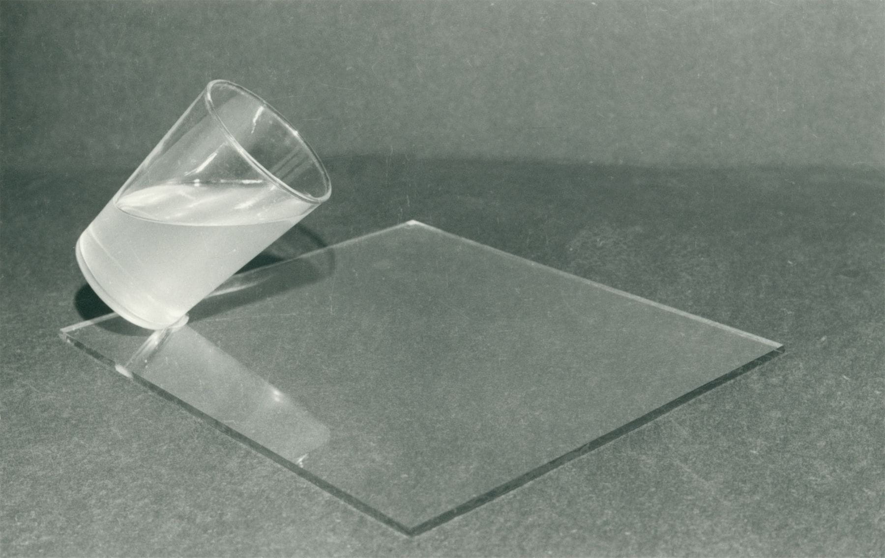 Wincenty Dunikowski-Duniko, Moment Art, Glass, 1974